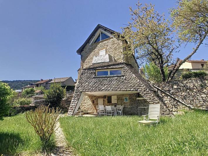 Location de vacances pour 4 personnes, avec vue et terrasse, animaux acceptés à Chanac