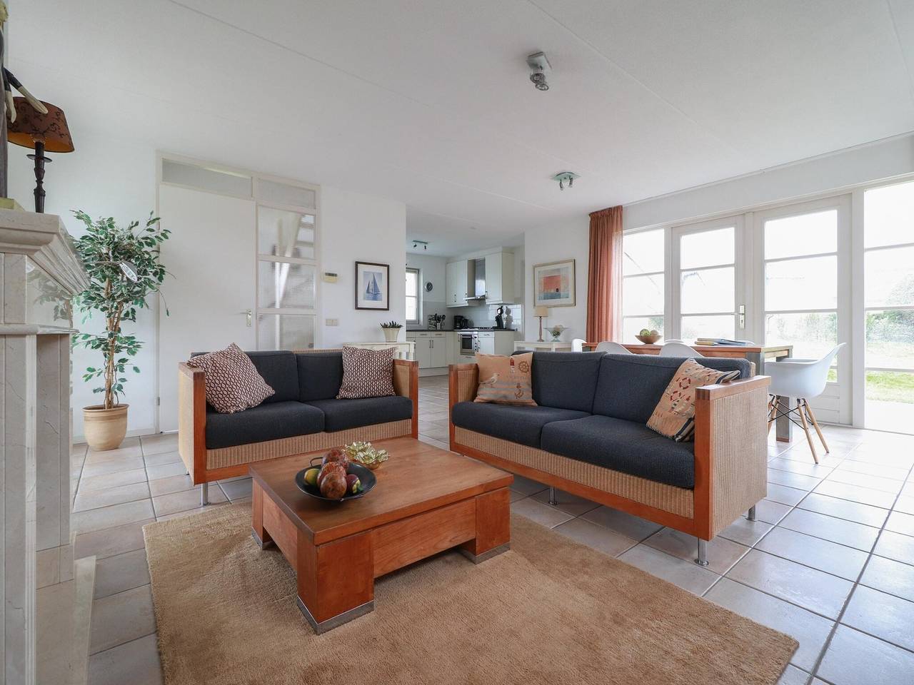 Ijsselmeer-Villa mit Sauna & Whirlpool in Makkum, Ijsselmeer