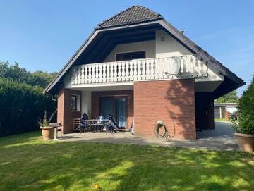 Ferienhaus für 7 Personen, mit Terrasse und Garten, kinderfreundlich in Jade