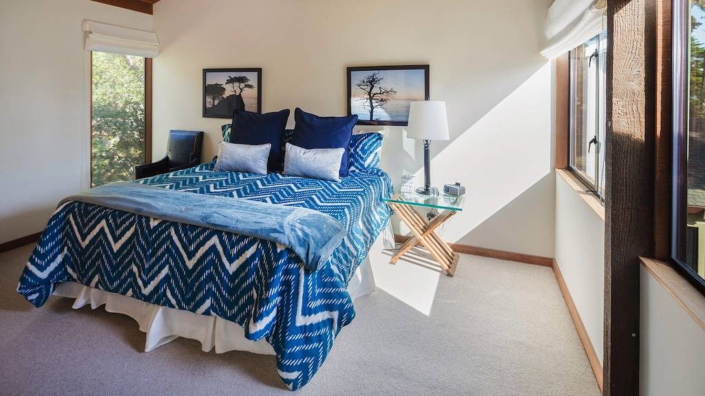 Mitte des Jahrhunderts moderne Pebble Beach Gem mit Meerblick in der Nähe von Golf in Pebble Beach, Monterey County