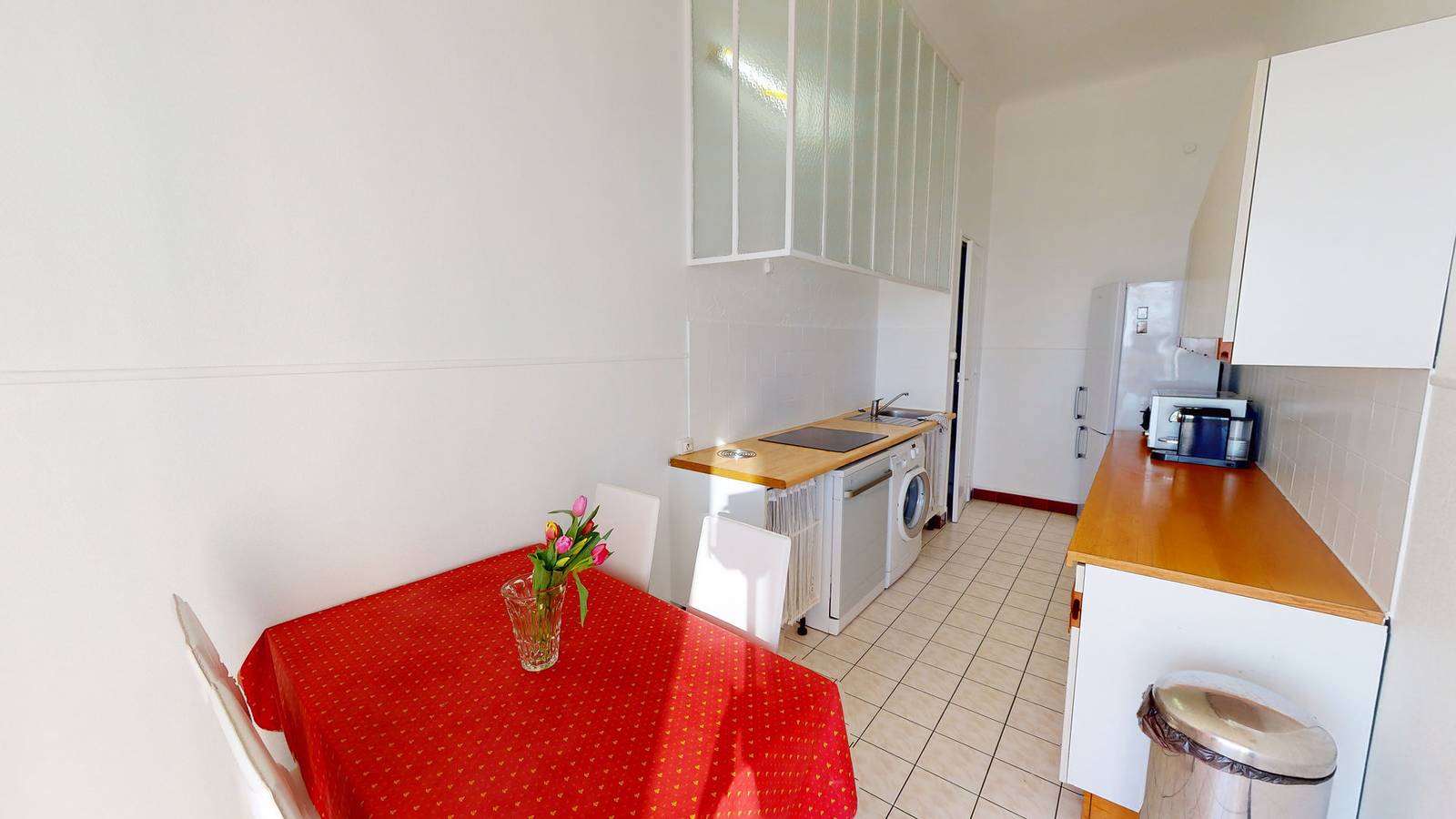 Hel ferielejlighed, Ferielejlighed for 4 personer med balkon in Menton, Nice og omegn