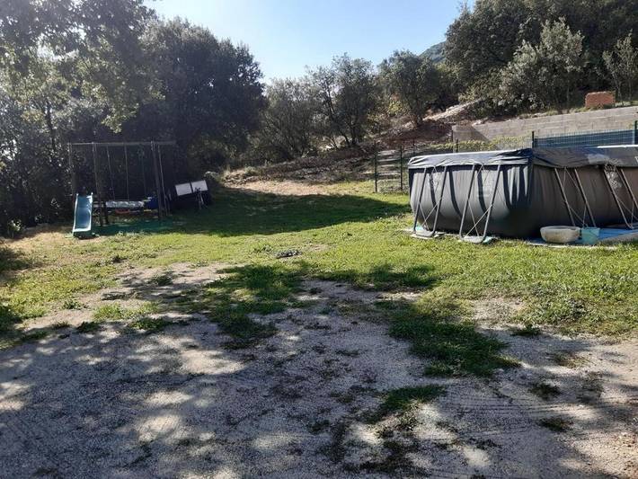 Gîte pour 5 personnes, avec vue ainsi que terrasse et piscine à Viviers - 4