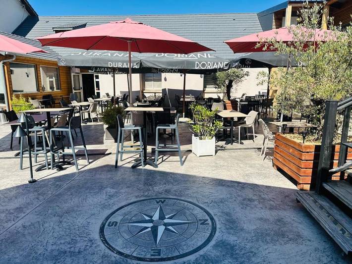 Hôtel pour 2 personnes, avec terrasse et jardin à Nébouzat - 3