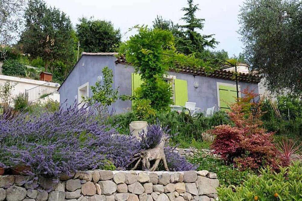Mas de la Galinette \"Glycine in Biot, Cannes region