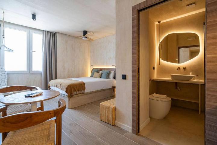 Alojamiento y desayuno para 2 personas en Valencia