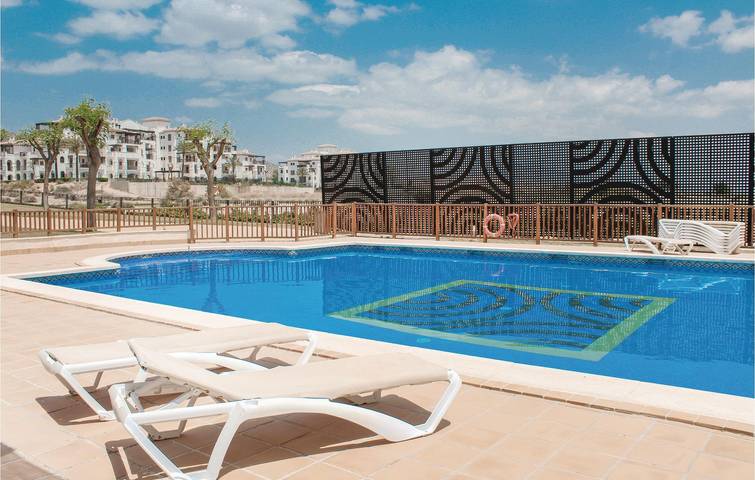 Apartamento vacacional entero, Apartamento de 61m2 con parking, aire acondicionado, terraza, piscina y WiFi - a 400m del restaurante Sandalo in Murcia , Interior de Murcia