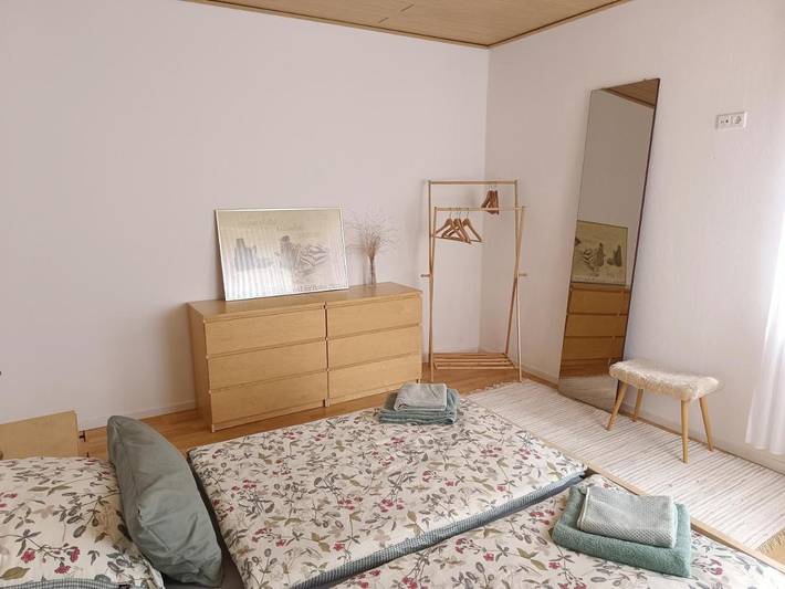 Ferienwohnung für 5 Personen, mit Garten und Ausblick in Bad Lippspringe