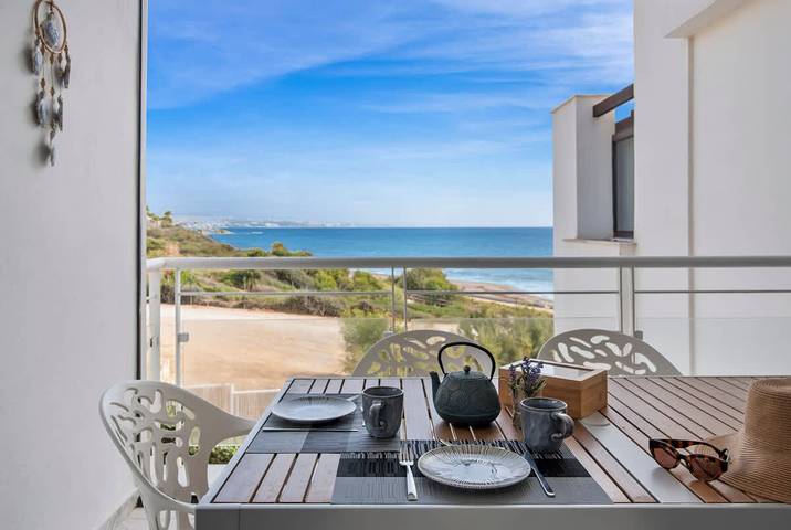 Ganze Ferienwohnung, Ferienwohnung für 4 Personen mit Garten in Casares del Mar, Casares