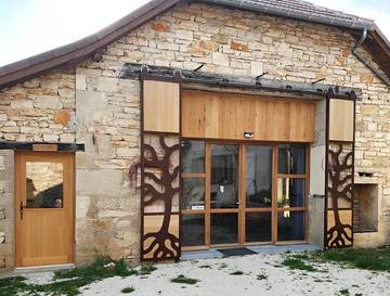 Cottage pour 2 personnes, avec jardin à Calvignac