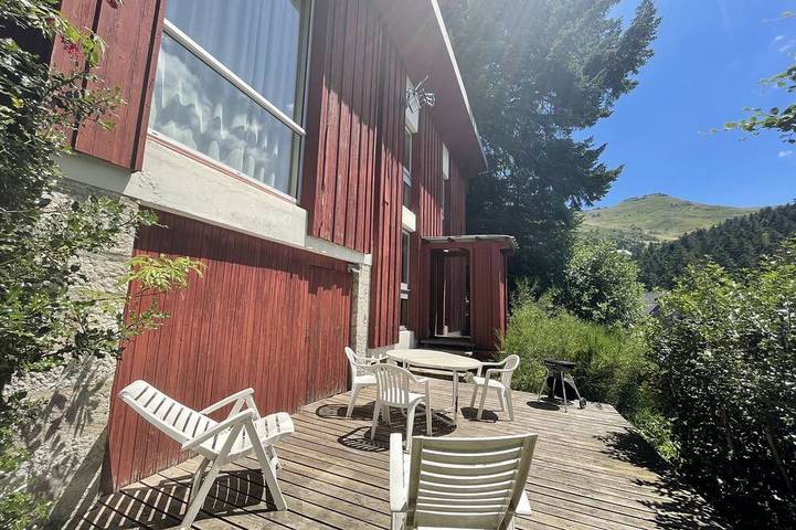 Chalet pour 10 personnes, avec jardin et terrasse