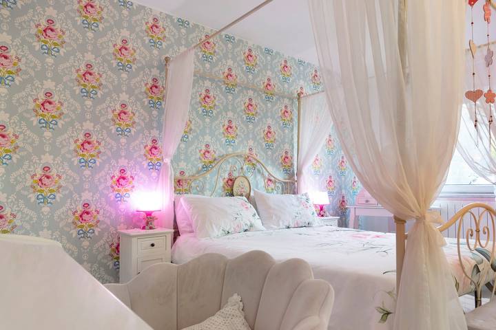 Gîte pour 4 personnes, avec jardin à Laveno-Mombello