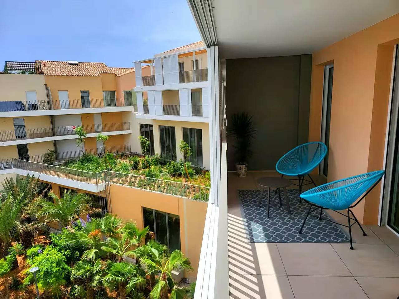 Appartamento intero, Le Marend 2 - Magnifique T3 avec Terrasse et Parking in Antibes, Costa mediterranea (Francia)