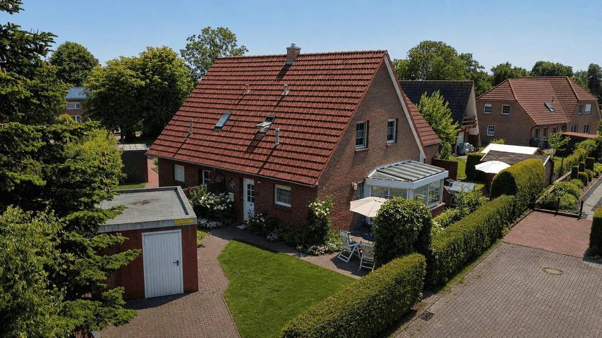 Ferienhaus für 6 Personen, mit Terrasse und Garten in Westerbur