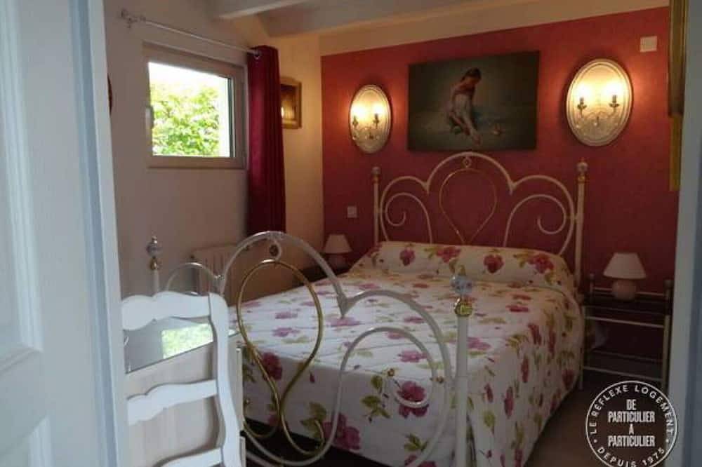 180 m beach \"Baie de trestel\", House \"Le Macareux\" in Trévou-Tréguignec, Pink Granite Coast