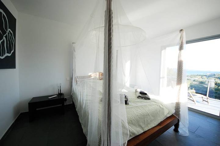 Location de vacances pour 16 personnes, avec terrasse et jardin dans Plage De Maora - 3