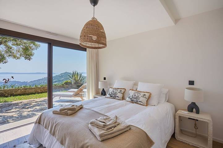 Villa pour 8 personnes, avec jardin et terrasse dans Cap Bénat - 4