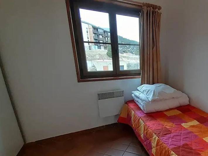 Camping pour 10 personnes, avec balcon, animaux acceptés dans les Pyrénées - 4