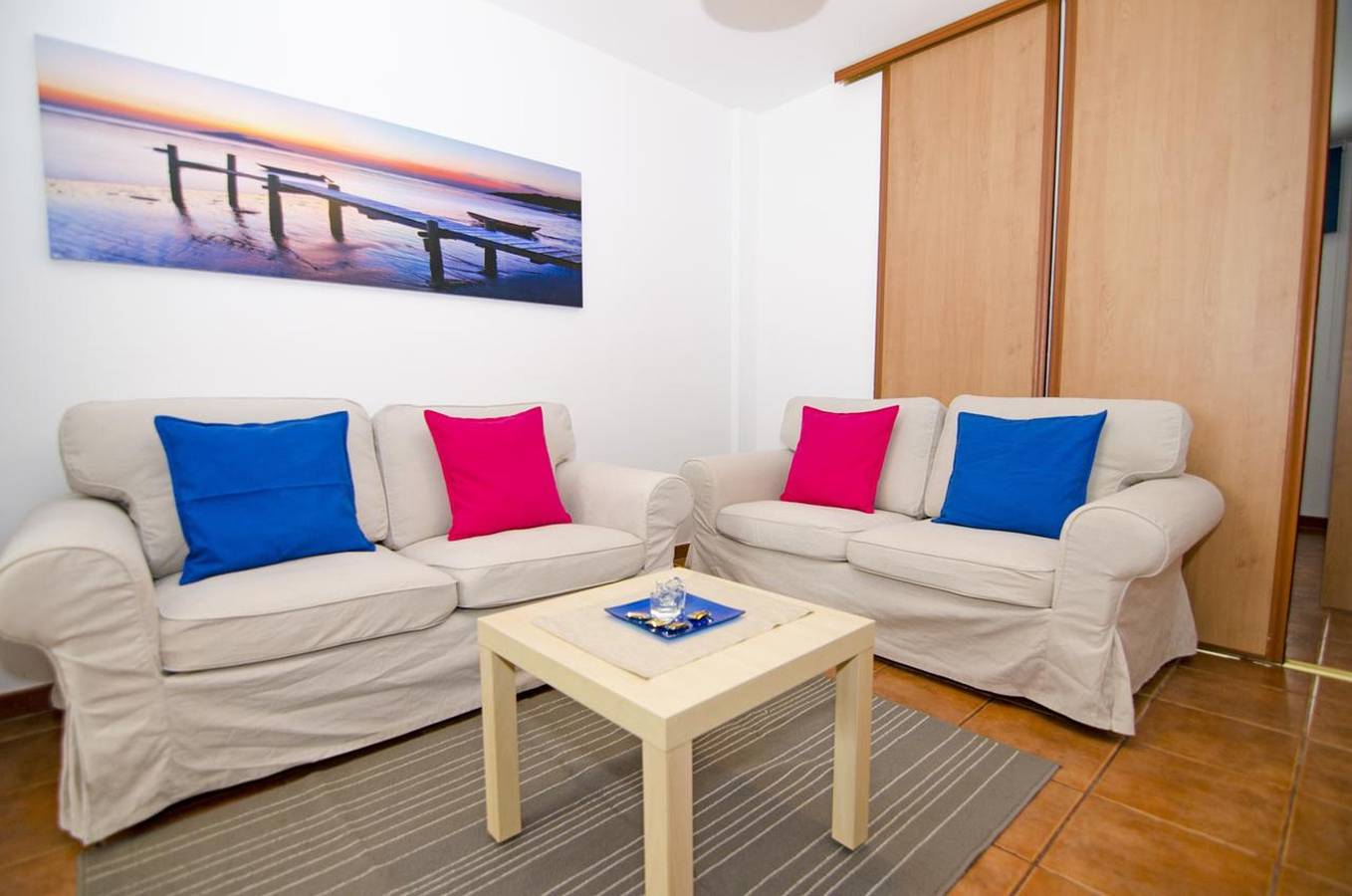 Geheel appartement, Comfortabel appartement in Lomo Quiebre, zeezicht in Puerto de Mogan, Mogán