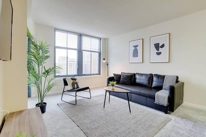Apartamento de vacaciones para 3 personas, con vistas además de jardín y balcón - 1