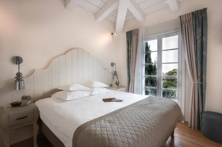 Hôtel pour 2 personnes, avec piscine et jardin à Èze - 4