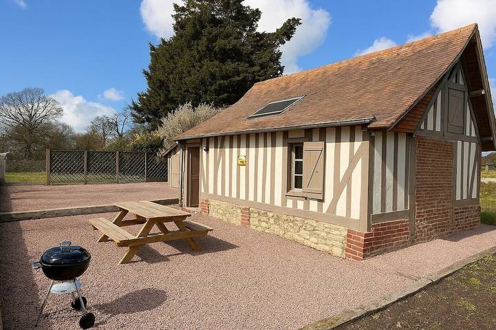 Location de vacances pour 2 personnes, avec jardin à Putot-en-Auge