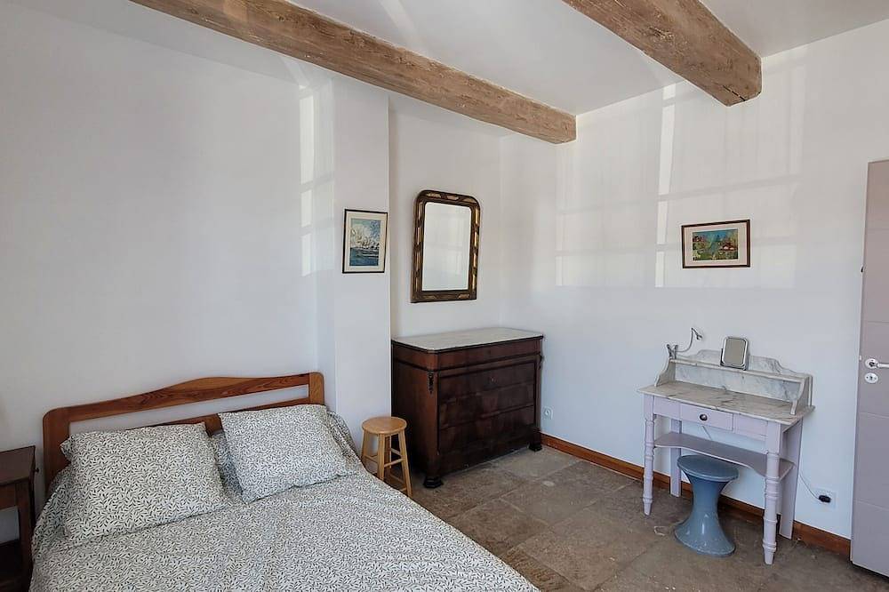 Maison de Village du Xvii Siècle en Petite Camargue Avec Piscine in Le Cailar, Region de Nimes
