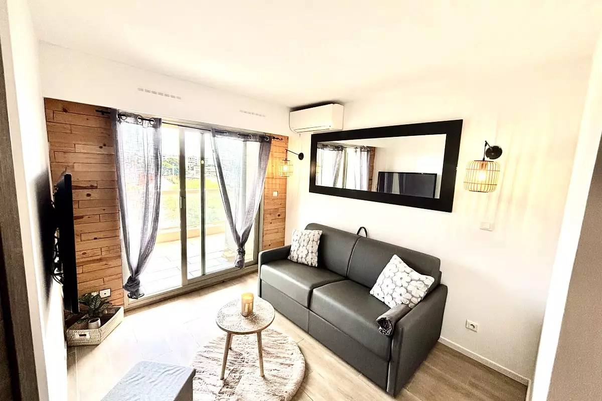 Apartamento entero, Appartements pour 4 Personnes in Golfe-Juan, Vallauris