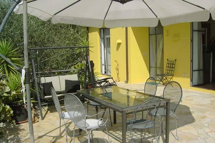 Ferienhaus für 4 Personen, mit Terrasse und Garten - 1
