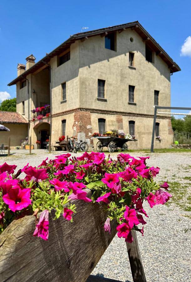 Casa vacanza per 3 persone, con Terrazza e Giardino nonché Panorama a Besana in Brianza