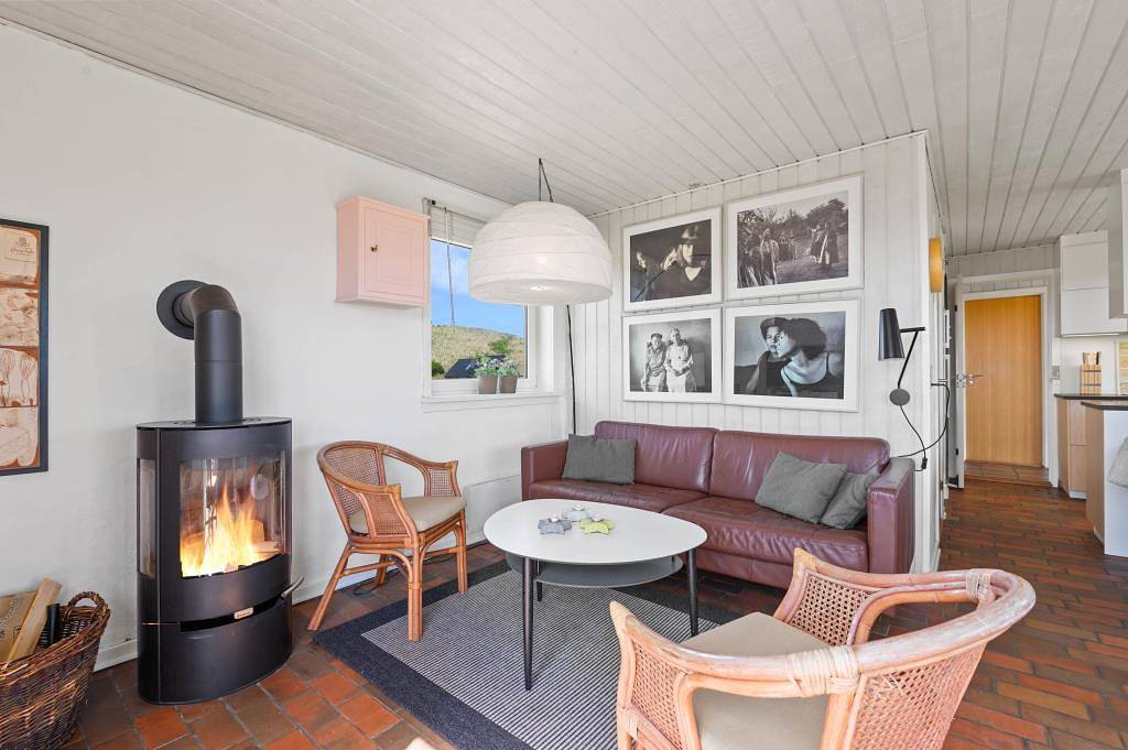 Charmantes Ferienhaus auf einem Dünengrundstück in Årgab, Holmsland Klit