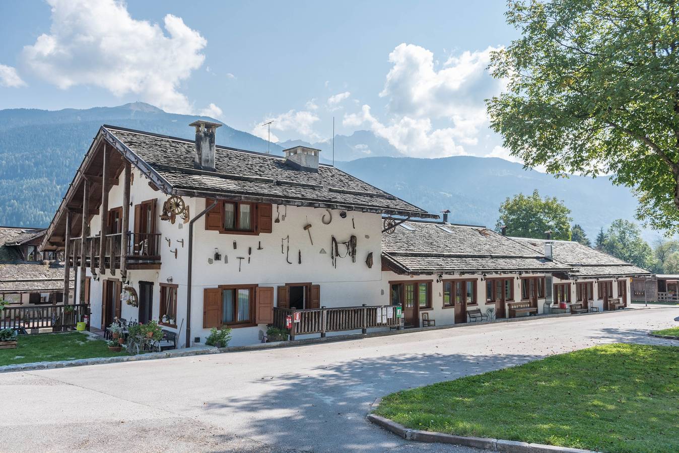 Appartamento intero, Appartamento 'Adamello 9' con Wi-Fi in Comune di Pinzolo, Alpi dell'Adamello e della Presanella