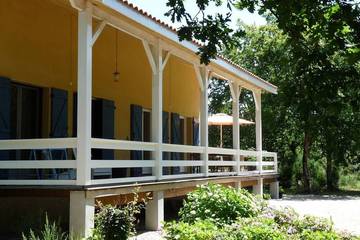 Gîte pour 6 personnes, avec jardin à Saint-Vivien-de-Médoc