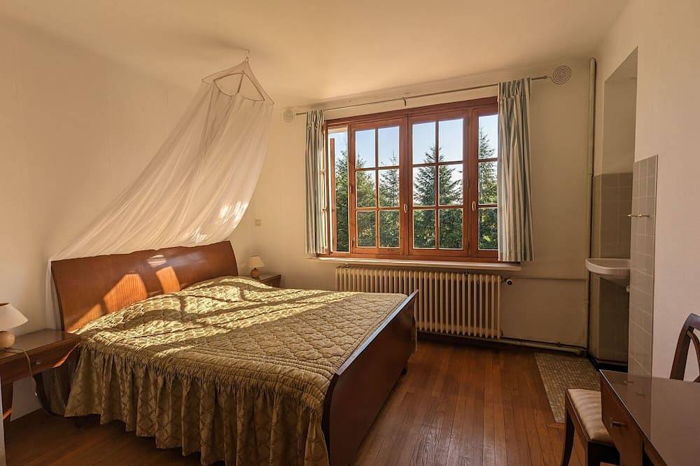 Großes Landhaus mit Garten und Kamin nahe einem Strand in Lurais, Le Blanc und Umgebung