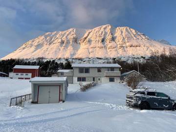 Ferienhaus für 10 Personen, mit Garten und Sauna sowie Ausblick und Pool in Tromsø