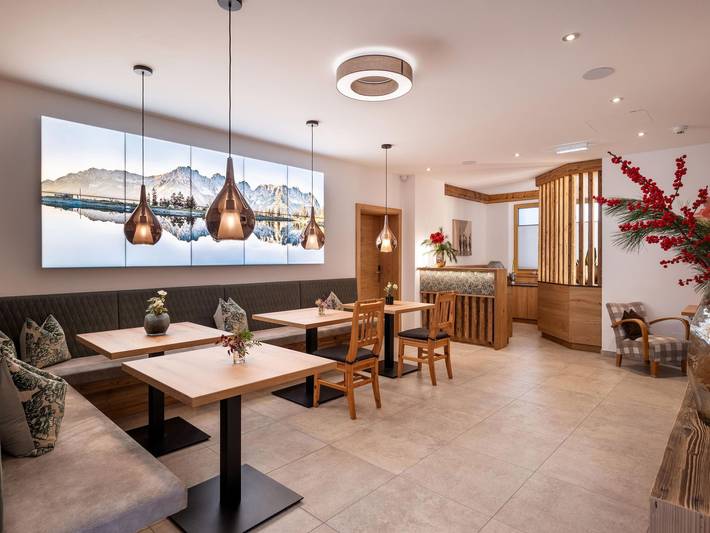 Hotel für 2 Personen, mit Garten und Balkon, kinderfreundlich in Sankt Johann in Tirol - 3