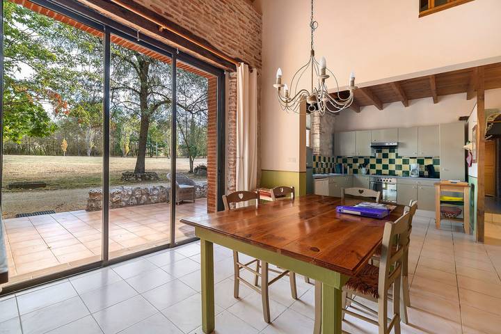 Domaine du Roujos - Gîte Terra in Beaumont-de-Lomagne, Tarn y Garona
