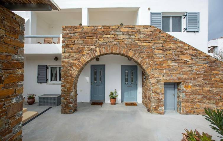 Gîte pour 2 personnes, avec jardin et vue dans Sérifos - 2