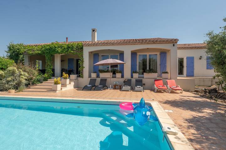 Villa pour 8 personnes, avec terrasse ainsi que jacuzzi et jardin, adapté aux familles dans l' Aude - 3