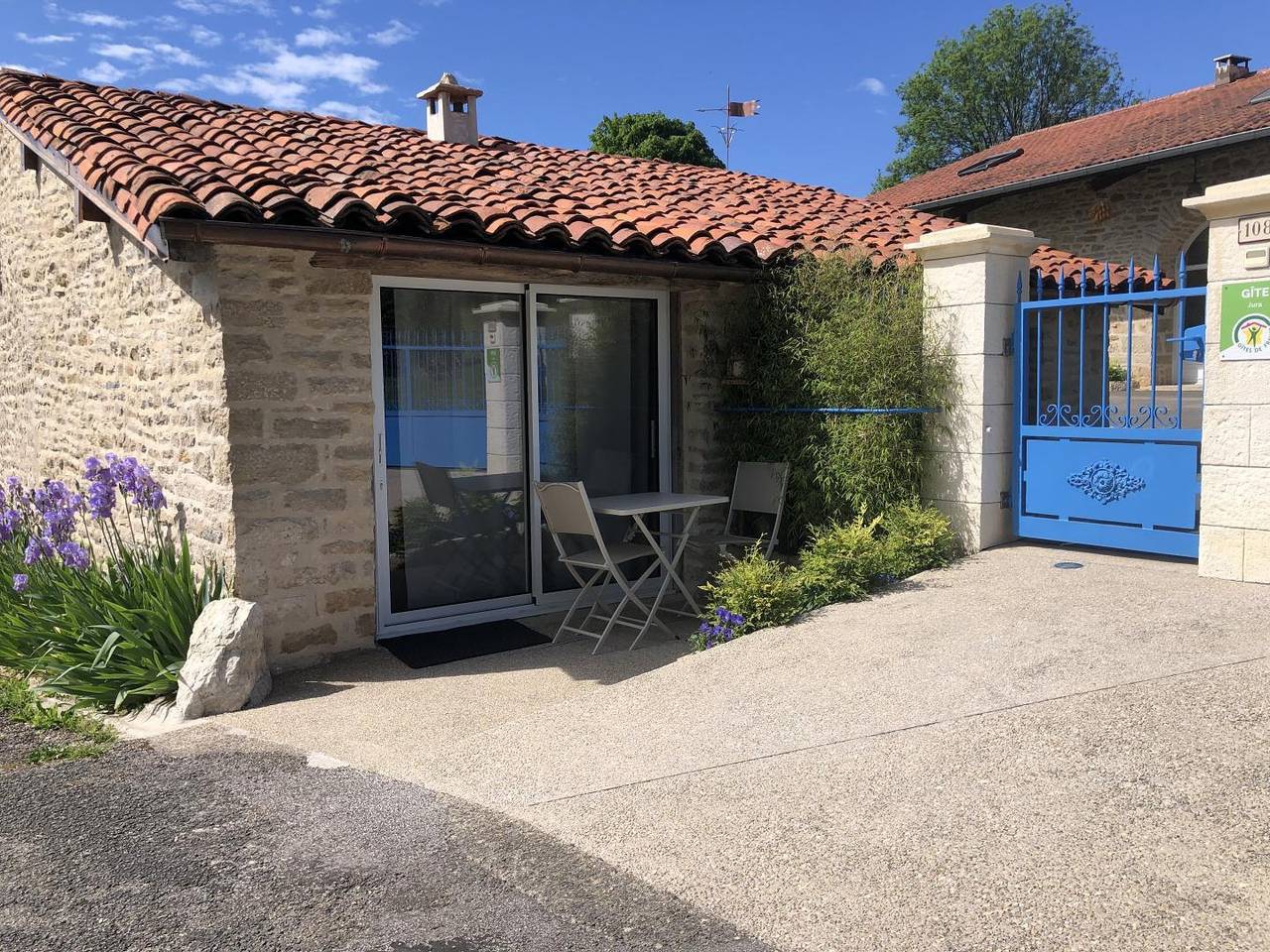 La Petite Hulotte in Senaud, Französischer Jura