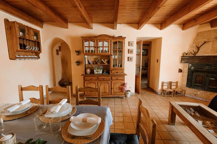 Casa rural El Cañico mit privater Terrasse, Ausblick und Garten in Zamora in Otero de Bodas, Zamora Provinz