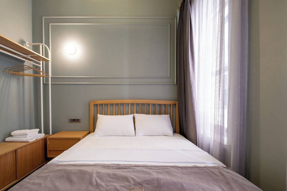 Entire apartment, Stylish New Residence  in Galata in Beyoğlu, Istanbul
