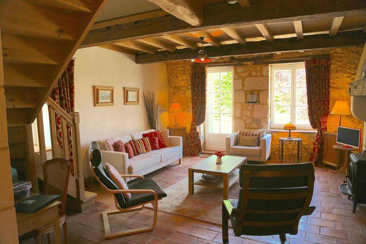 Gîte pour 6 personnes, avec piscine et jacuzzi à Villamblard - 4