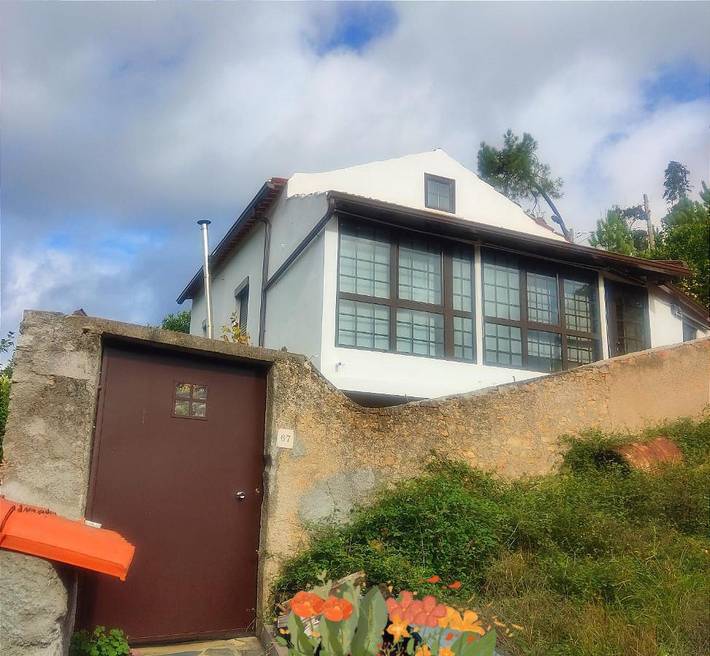 Location de vacances pour 3 personnes, avec Balcon ainsi que Terrasse et Vue à Penacova