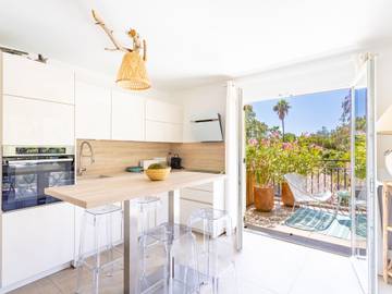 Appartement De Vacances pour 4 Personnes dans Bormes-les-Mimosas, Région de Toulon, Photo 3