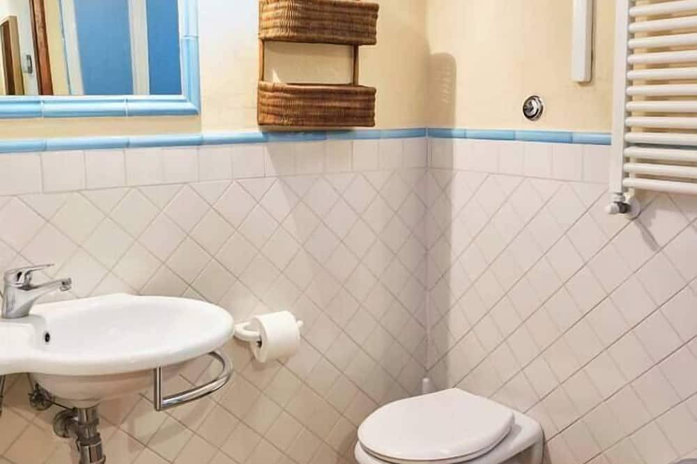 Ganze Wohnung, Glicini 1, holiday home with pool 30' from Florence in Tavarnelle Val di Pesa, Barberino Tavarnelle