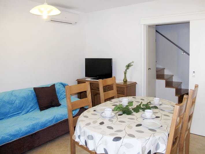 Ferienhaus für 5 Personen, mit Terrasse und Garten in Punat - 4