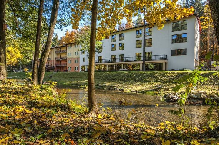 Hotel dla 3 osób, z jacuzzi i basen oraz sauna i ogród - 1