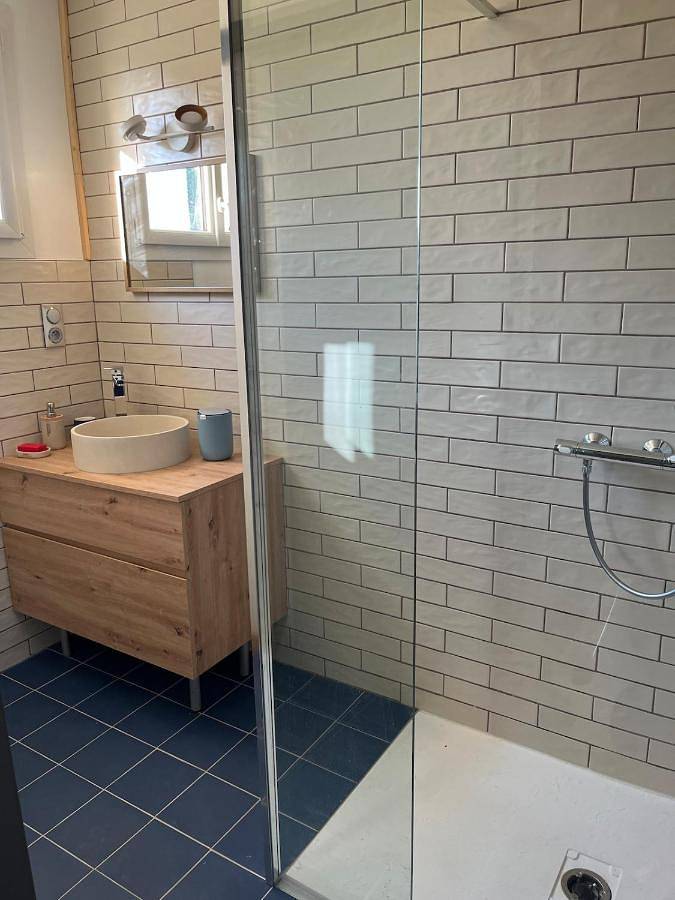 Location de vacances pour 4 personnes, avec Terrasse et Jardin à Neuilly-l'Évêque - 3
