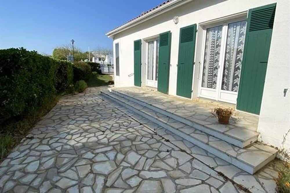 Charmantes 4-Zimmer-Ferienhaus, 6 Schlafplätze, Strandnah, Wlan, Garten, Parkplatz – La Brée-les-Bains in La Brée-les-Bains, Côte de Beauté