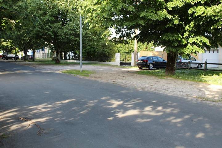 Gîte pour 2 personnes, avec jardin et vue à Coutras - 2